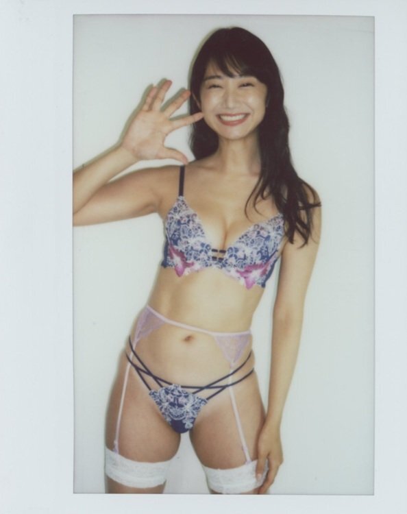 HIT'S/相沢菜々子2 Vol.2 1of1 水着ワイドオフショットチェキ