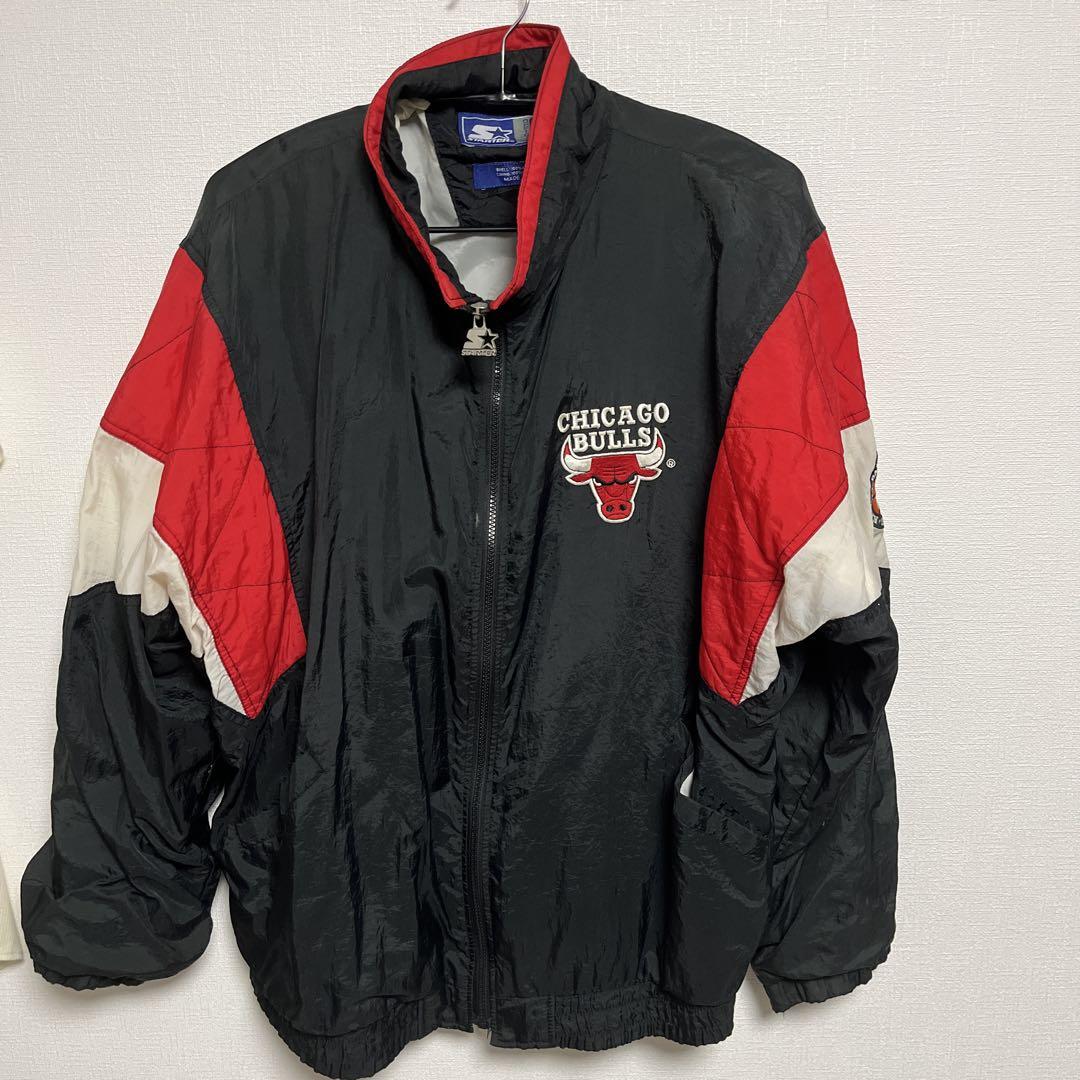 Chicago Bulls ジャケット 黒 赤（STARTER CHICAGO BULLS SIZE L