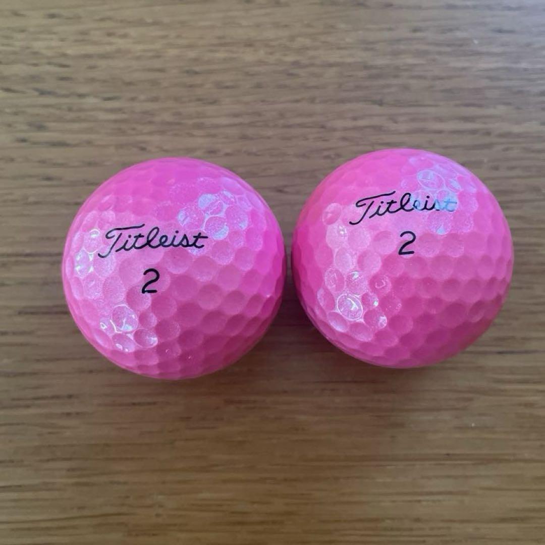 新品 タイトリスト ゴルフボール ビンク 2ダース Titleist Velocity ゴルフボール ピンク 2個セット（ゴルフ