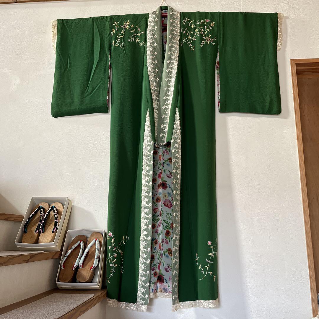 名古屋帯】刺繍花柄のアンティーク帯 和装小物（帯・半襟） 和