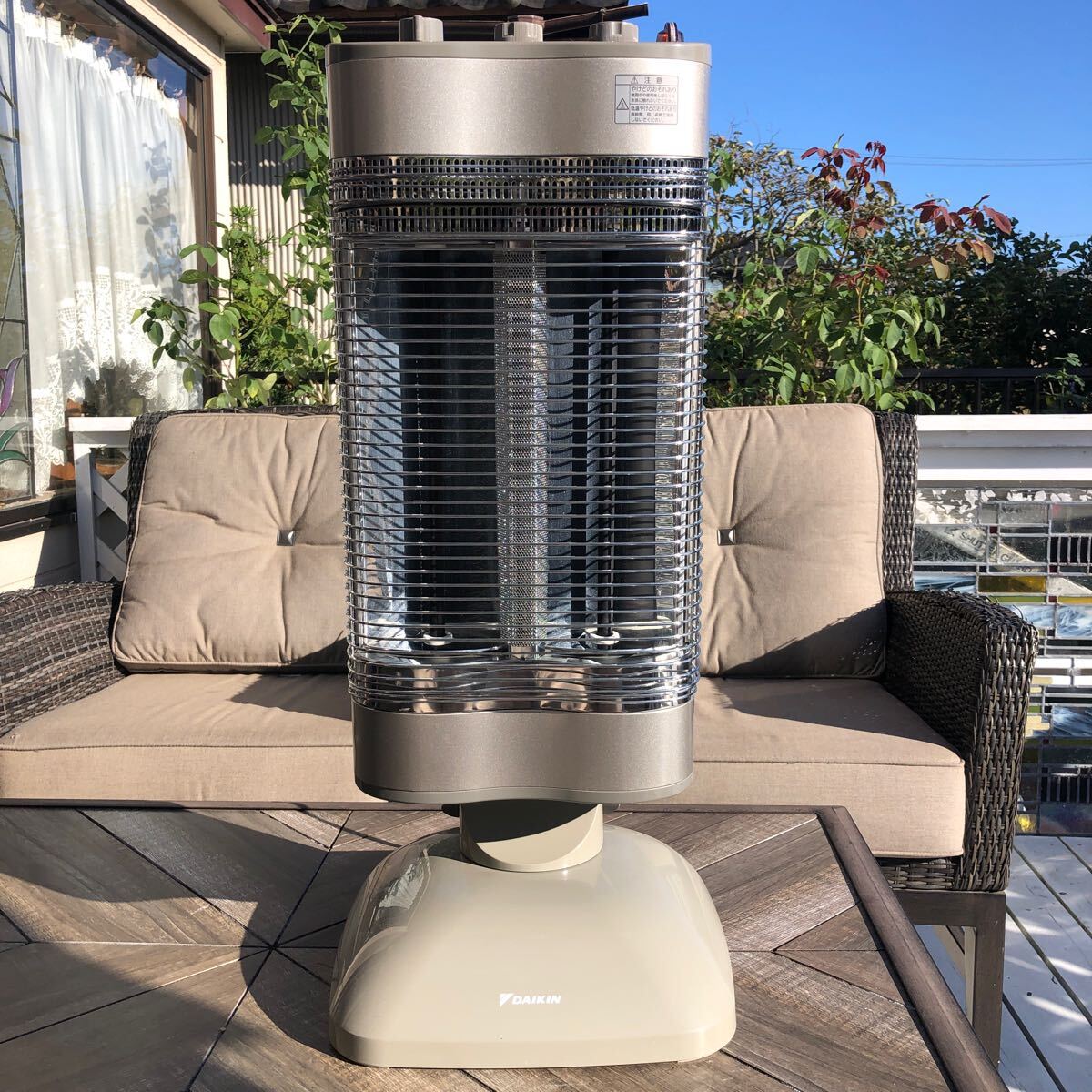 【美品】ダイキン 遠赤外線 セラムヒート  ERFT11NS ヨドバシ.com - ダイキン DAIKIN CERAMHEAT（セラムヒート） 遠