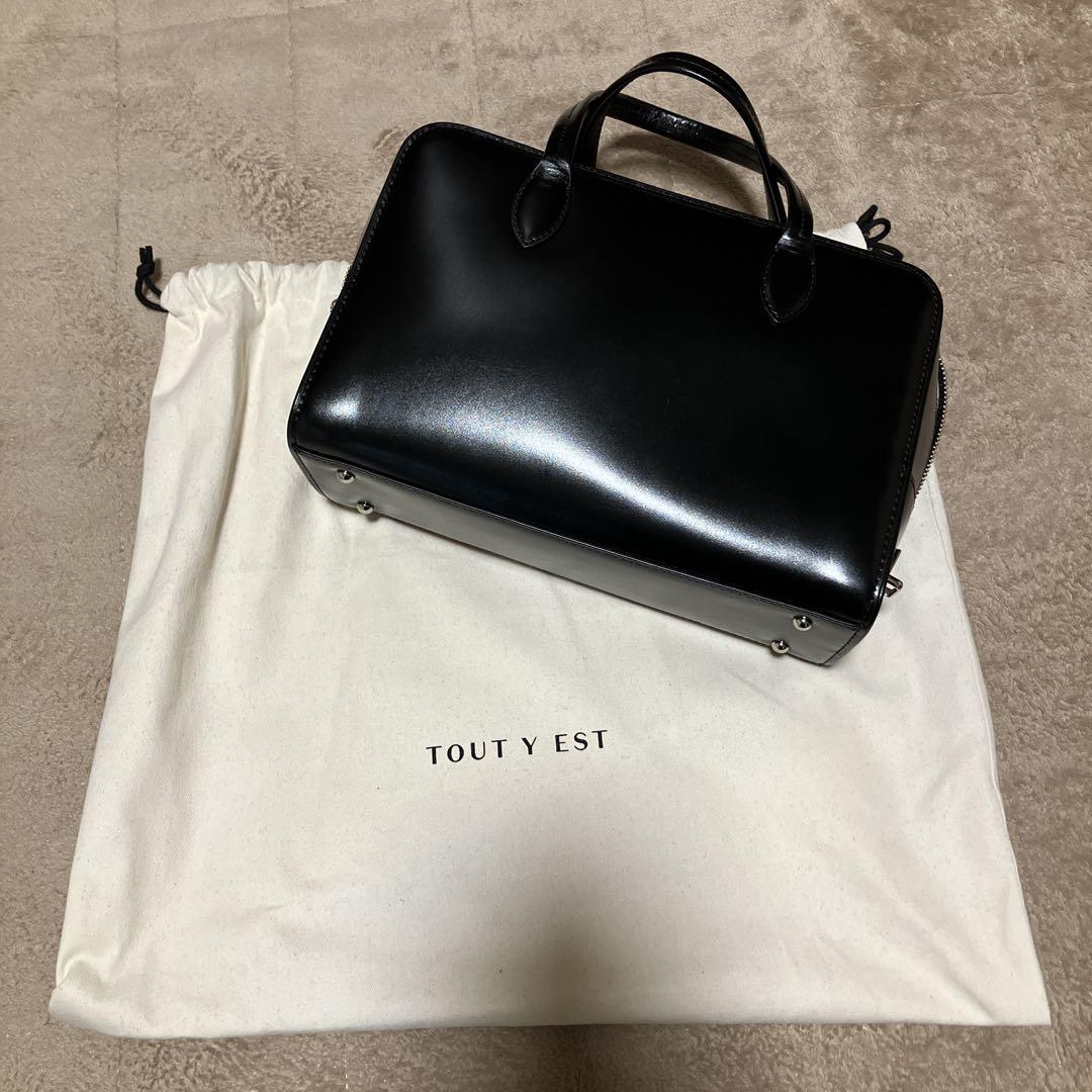 TOUTYEST（トゥティエ）ボストンバック （ブラック（黒）系 TOUT