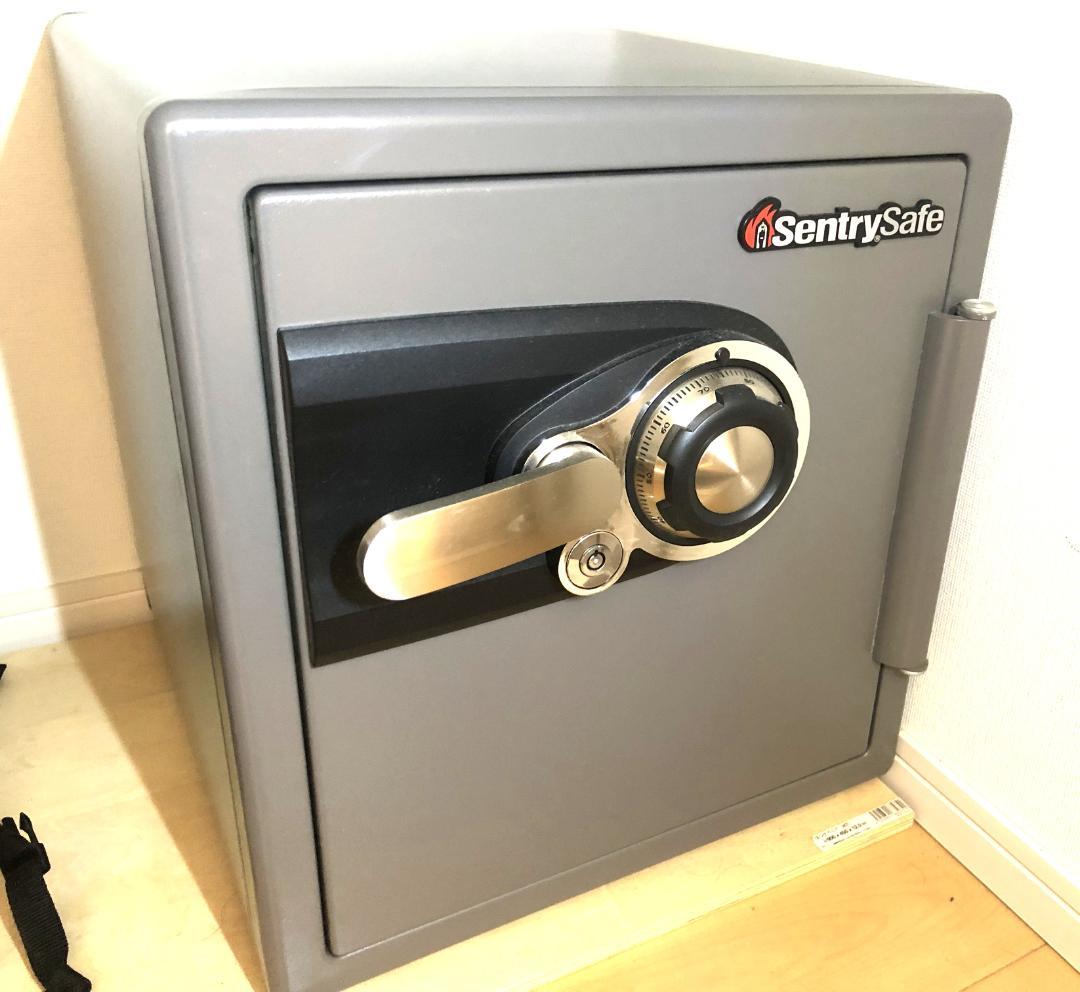 セントリー Sentry JSW3427 1時間 耐火金庫 中古品（SentrySafe