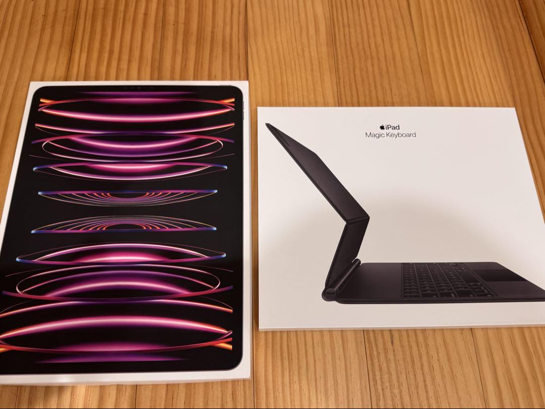 iPad Pro(第6世代)とMagicKeyboardのセット（徹底比較】iPad用