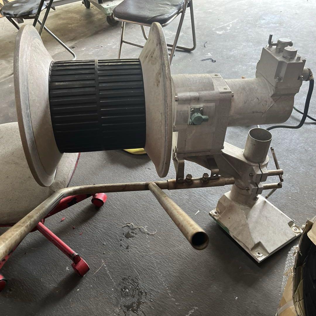岩崎電気ラインホーラ 24V 500wか550w 延縄 タコカゴ 船用