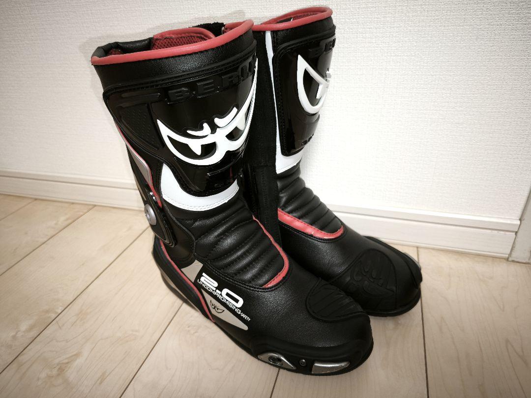 【BERIK レーシングブーツ 2.0 EUR43 27.5cm相当 ベリック】 Berik Shaft 2.0 オートバイのブーツ - ベストプライス ▷ FC-Moto