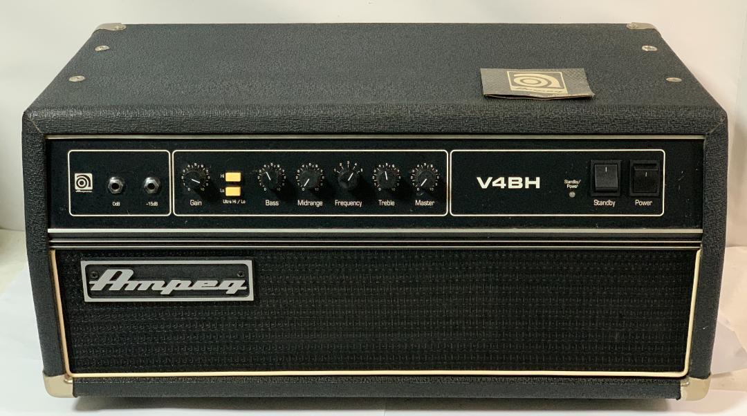 真空管ベースアンプヘッド Ampeg V4BH （Ampeg V4BH ＋ Peavey
