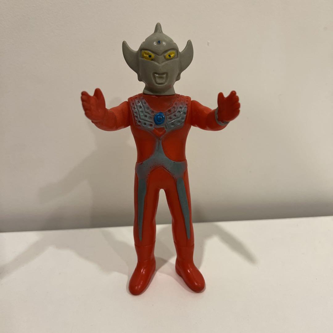ウルトラマンタロウ風　パチ　無版権　ソフトビニール人形　公開当時品 ウルトラマンタロウ風 パチ 無版権 ソフトビニール人形 公開当時