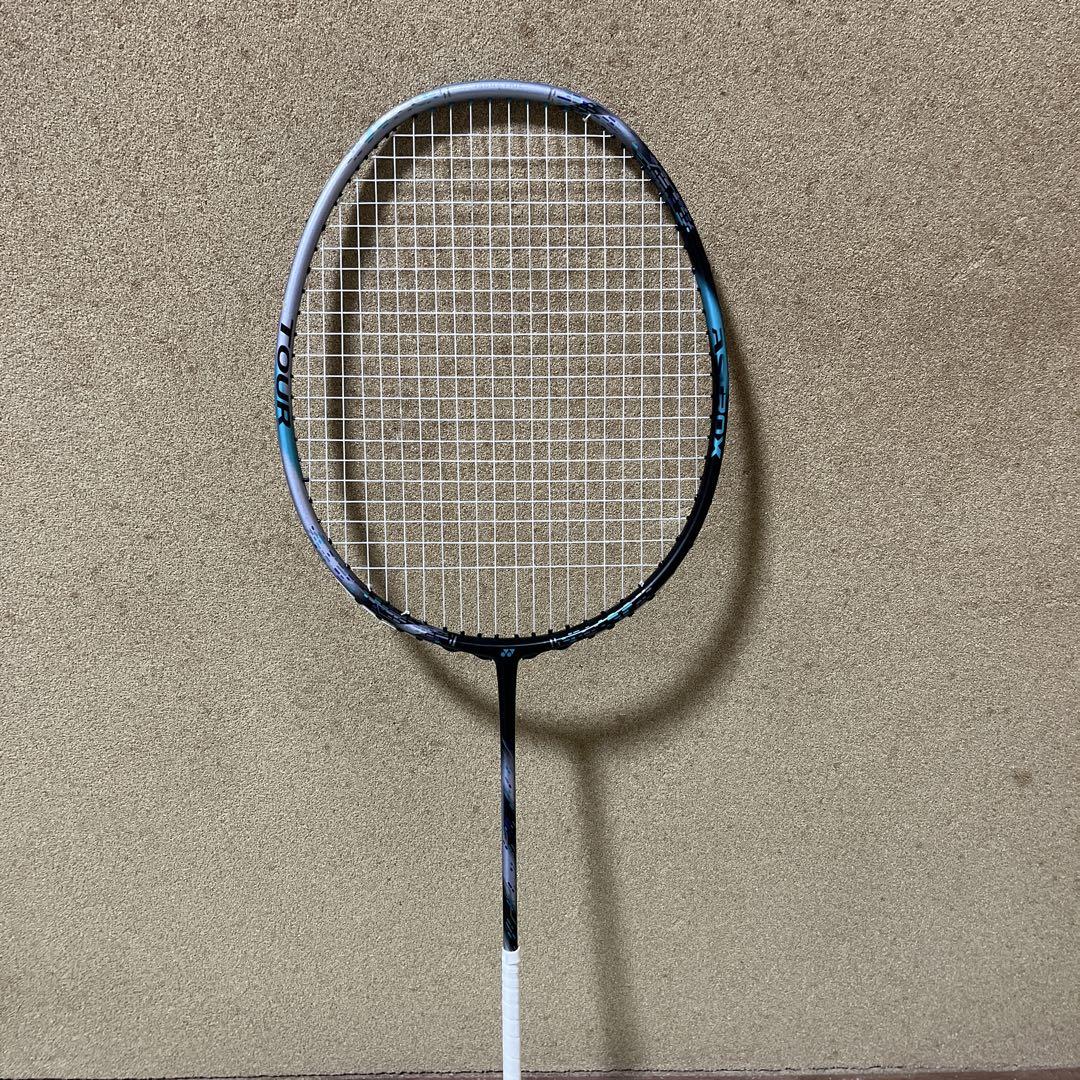YONEX ハドミントンラケット100zz 4UG5 ヨネックス アストロクス100zx 4UG5（アストロクス100ZX 4UG5