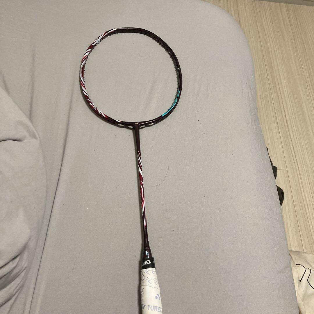 100zz ジャンク品 YONEX ASTROX 100 ZZ 3U5G ジャンク品 ヒビ入り（ASTROX 100ZZ