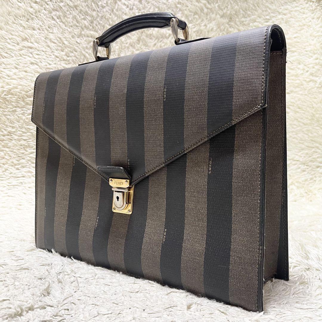 【FENDI】大容量　キャリーバッグ　ペカン柄　ゴールド金具　PVC  旅行鞄 FENDI】大容量 キャリーバッグ ペカン柄 ゴールド金具 PVC 旅行鞄
