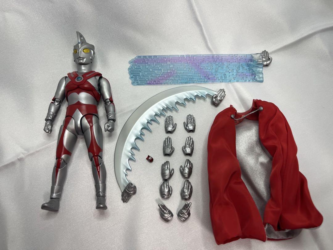 S.H.フィギュアーツ ウルトラマンエース/ブラザーズマント
