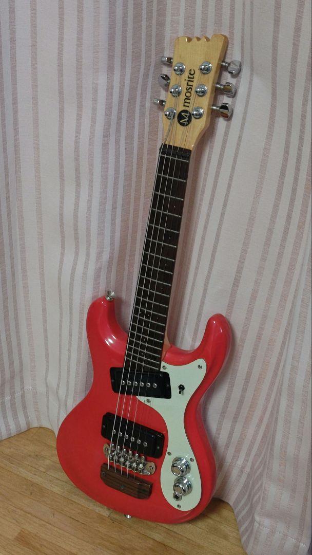 モズライト Mosrite ミニギター ソフトケース付き（モズライト