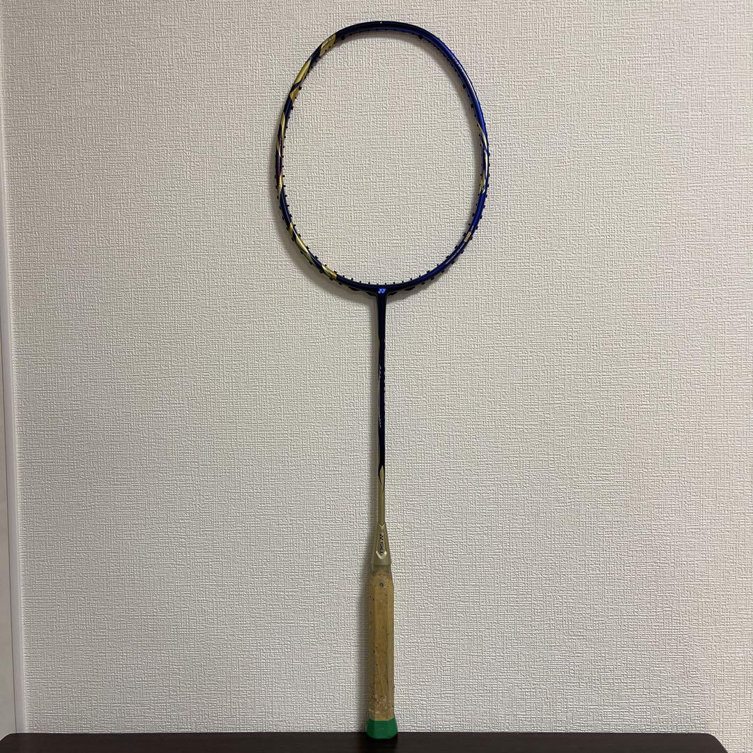 【極美品】バドミントンYONEX ヨネックス　ASTROX77 4UG5 ヨネックス アストロクス77 廃盤 ブルー ASTROX77 4UG5 バドミントン