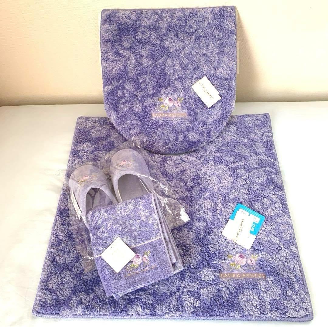 LAURA ASHLEY - ローラアシュレイ❤️【新品】薔薇のトイレタリー 4点セット(グリーン/アイボリー LAURA ASHLEY - ローラアシュレイ❤️【新品】薔薇の