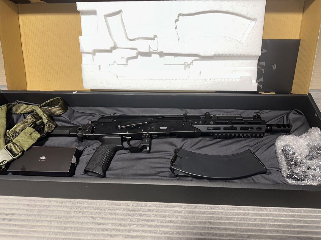 AKX 中古　フォアグリップ　一点式スリング　mlokフラッシュライト付き AKX 中古 フォアグリップ 一点式スリング mlokフラッシュライト