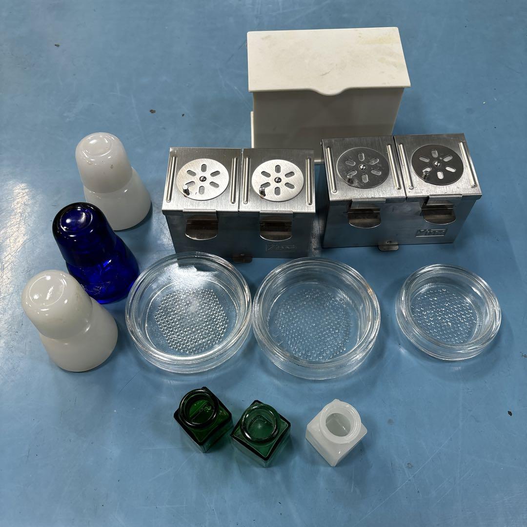 歯科用YDMワッテ缶 歯科用YDMワッテ缶 （二連綿花容器 | 商品詳細 | 株式会社ヨシダ）