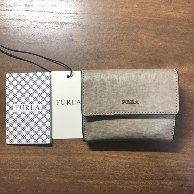 【国内即発】フルラ 折り財布 WP00454 ARE000 3401S フルラ FURLA 財布 二つ折り財布 折りたたみ財布 小銭入れ付き