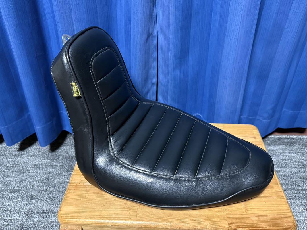 ハーレー ソフテイル HOT-DOCK ホットドック カスタムシート