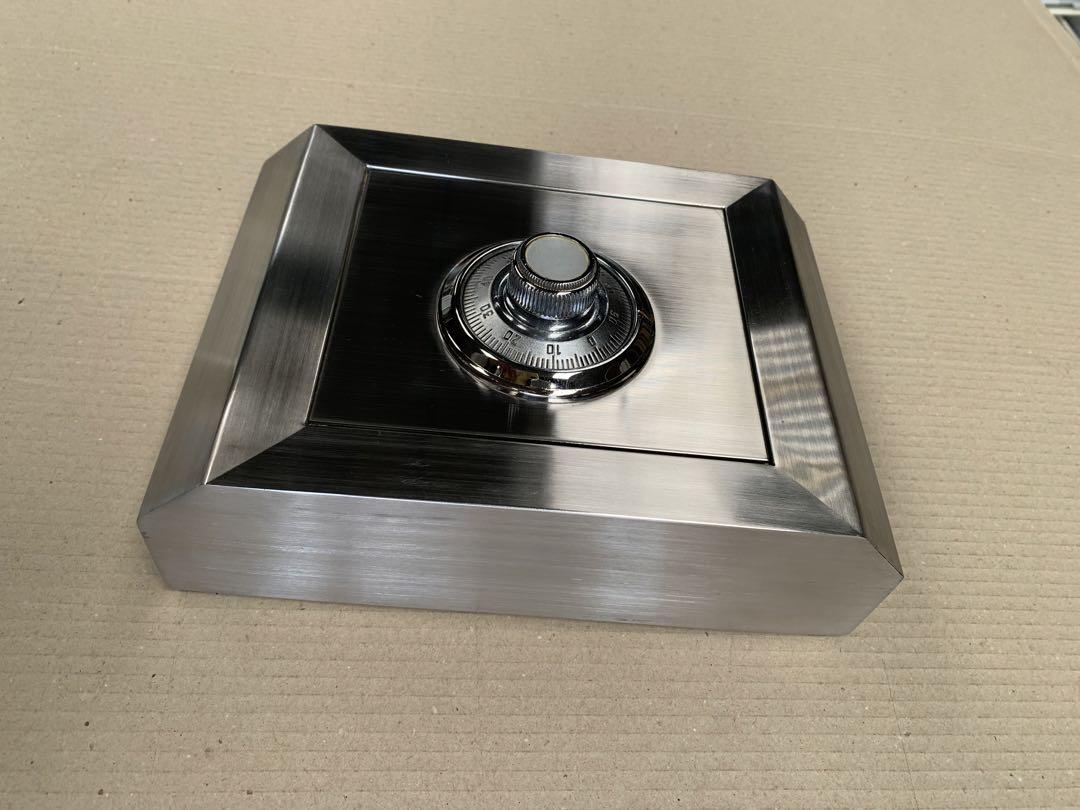 キーボックス レア 金庫 レトロ貯金箱 （昭和レトロ TOKYO ELM