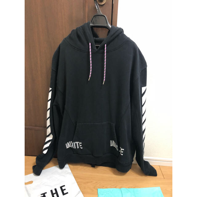 off white/ジャスティンビーバー（Alyssa on X: 