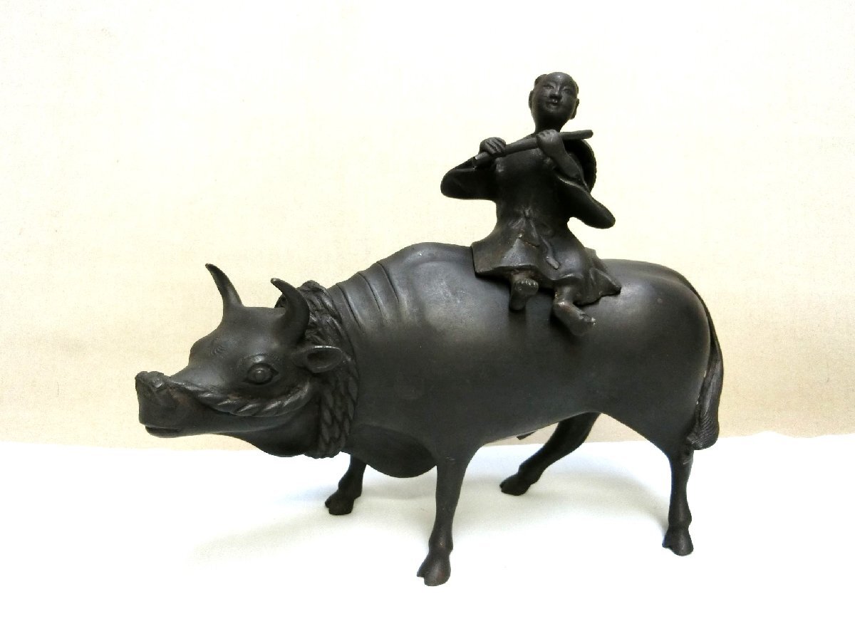 銅製 のったり香炉 置物 オブジェ 工芸品 仏像 古銅 古美術品 骨董 時代物 飾って！【銅器香炉 唐金 牛に童子 のったり置物 鑑賞 骨董