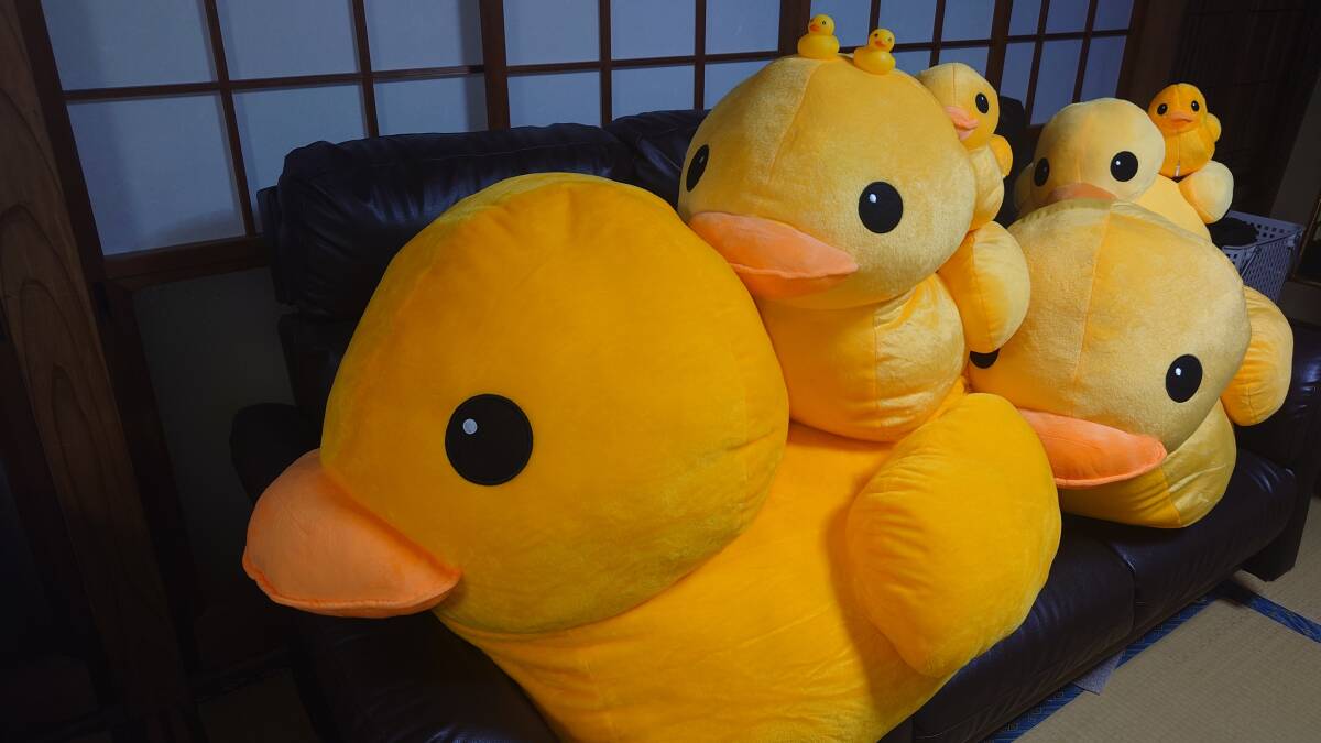 抱き枕 アヒルのぬいぐるみ8点 詰め合わせ 抱き枕 アヒルのぬいぐるみ8点 詰め合わせ （フィギュア入り