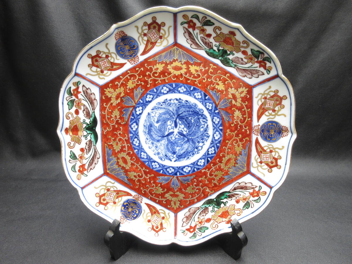 大聖寺伊万里 奇玉宝鼎之珍 金彩 色絵 花紋 芙蓉手 中皿 TN73 70724 大聖寺伊万里 奇玉宝鼎之珍 金彩 色絵 花紋 芙蓉手 中皿 TN73