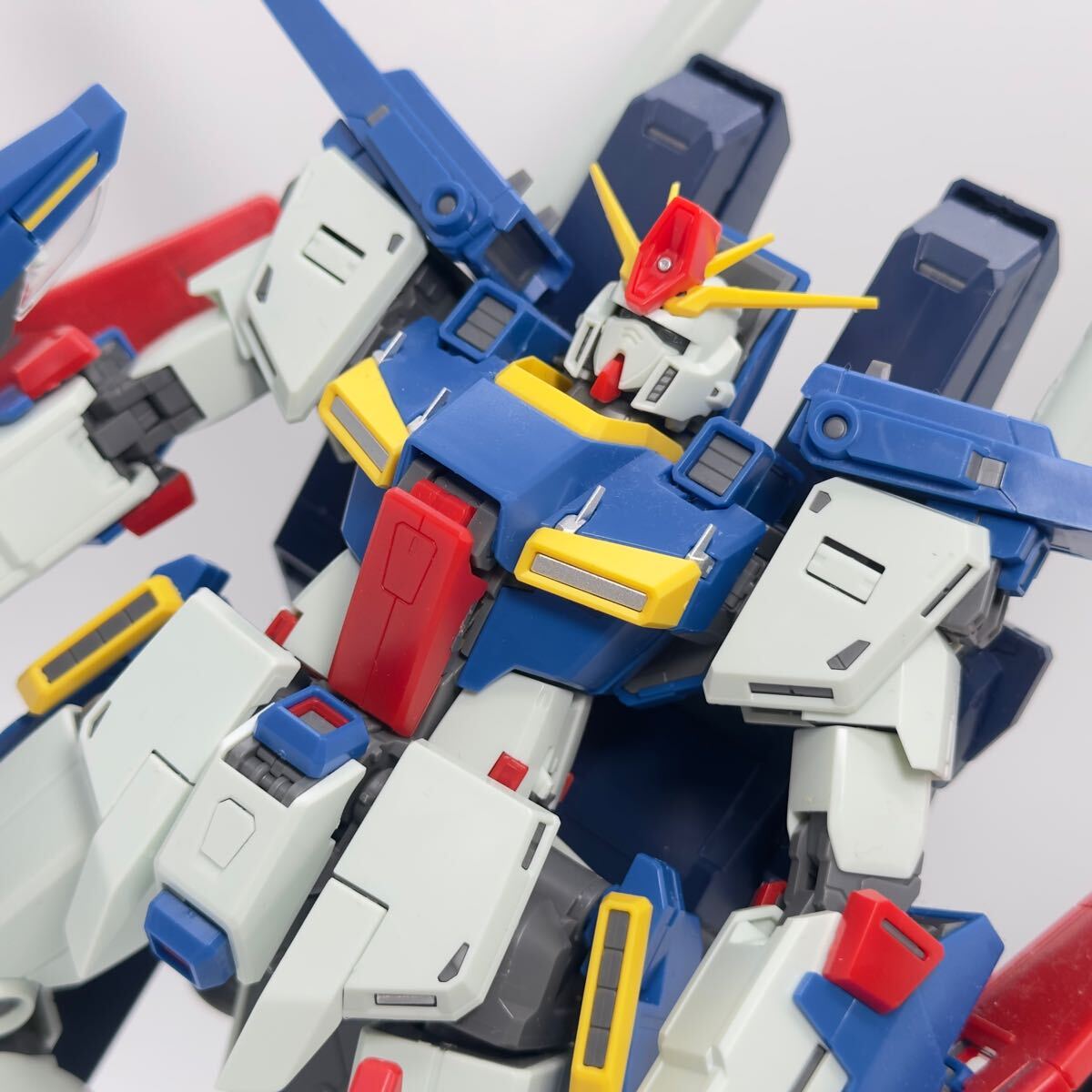 ＭＧ 1/100 ＺＺガンダム ガレージキット使用塗装済完成品