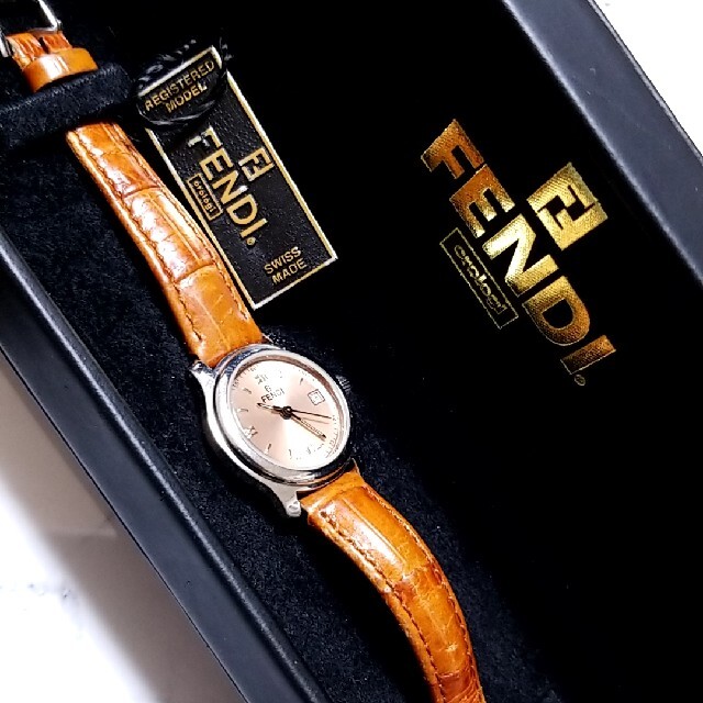 223FENDI フェンディ　3800L シェル　クォーツ　腕時計 FENDI｜フェンディ 海外ブランドレディース腕時計 通販