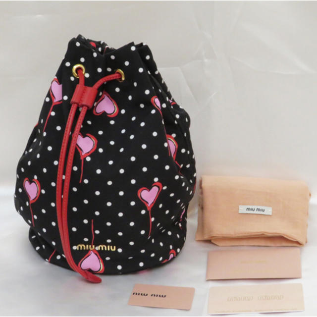 miumiu ハート柄 巾着 MIU MIU（ポーチ）のフリマアイテム一覧
