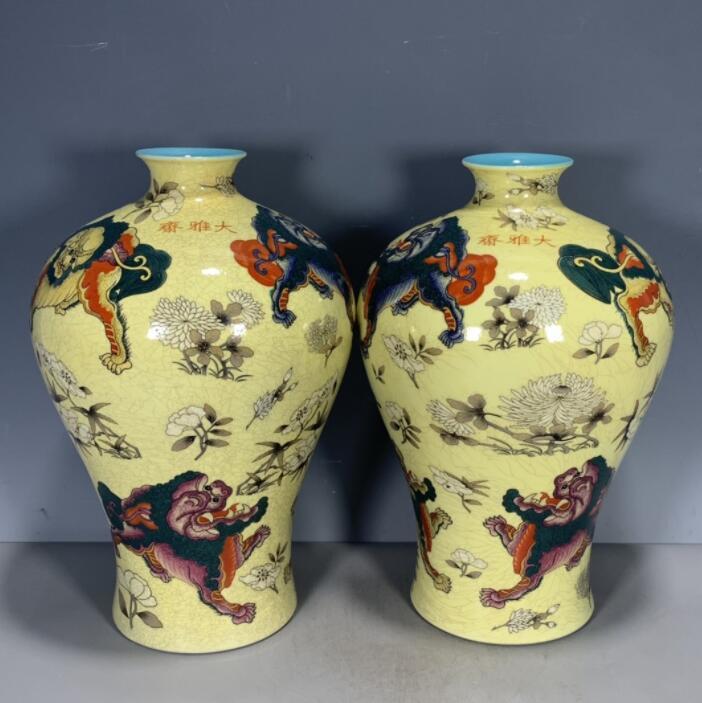 中国古玩 時代物 中国美術 清代光緒年 イエロー釉 ライオンが