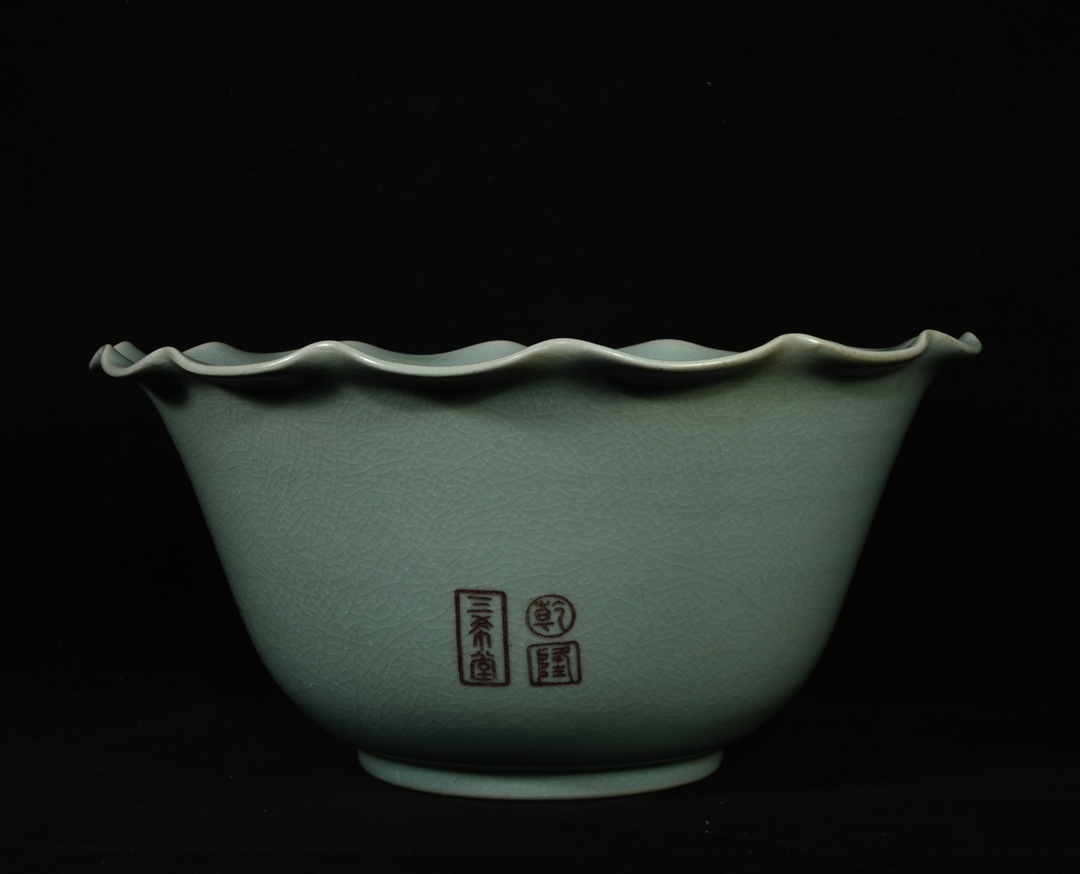 とし。中国陶磁器　汝窯　花器 中国陶磁器 汝窯 花器 工芸品