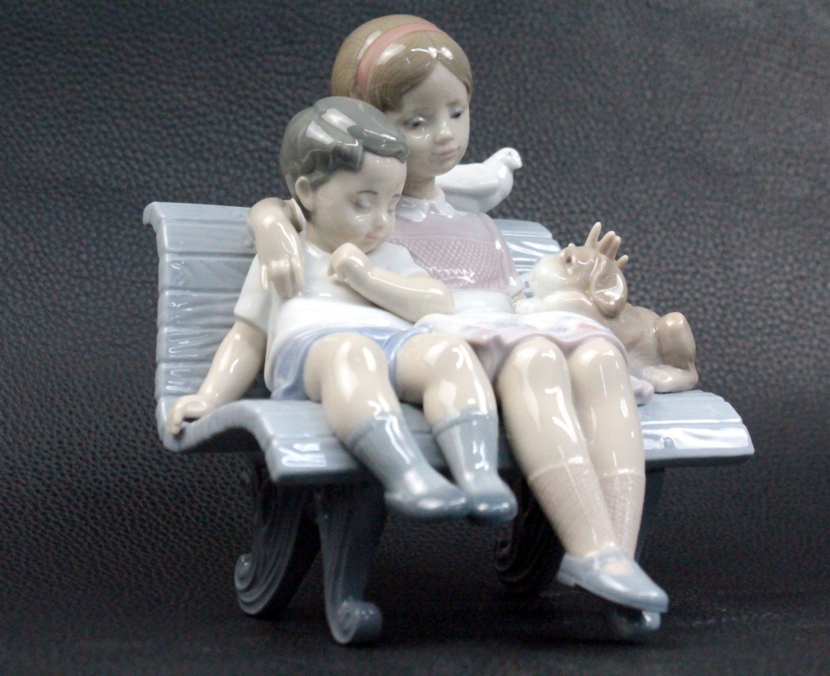 LLADRO リヤドロ フィギュリン 姉弟 少年 少女 やすらぎ 犬 鳩