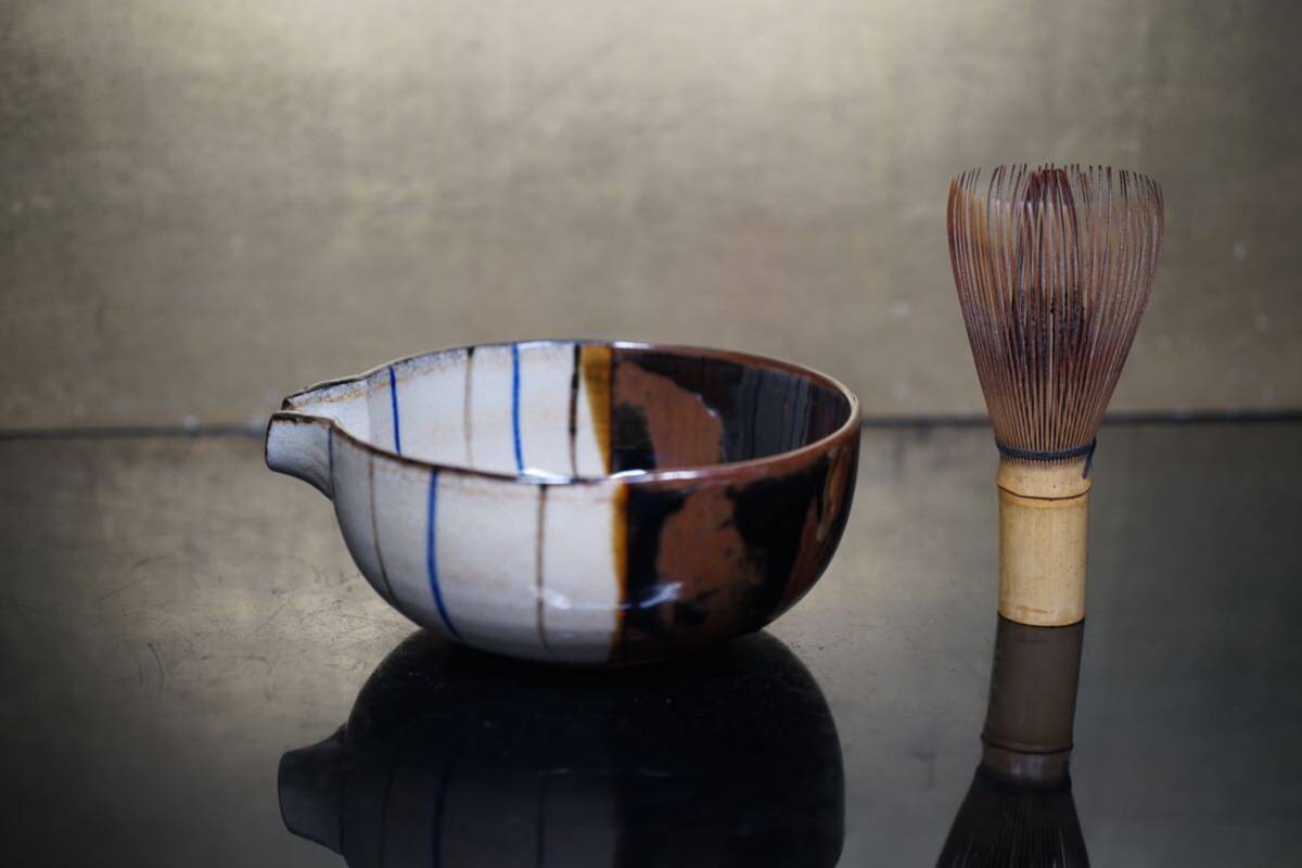 「瑞芝焼」 麦藁手片口平向付 完品 麦藁と網手 服の上下ならちょっとヤバイ組み合わせになりそう