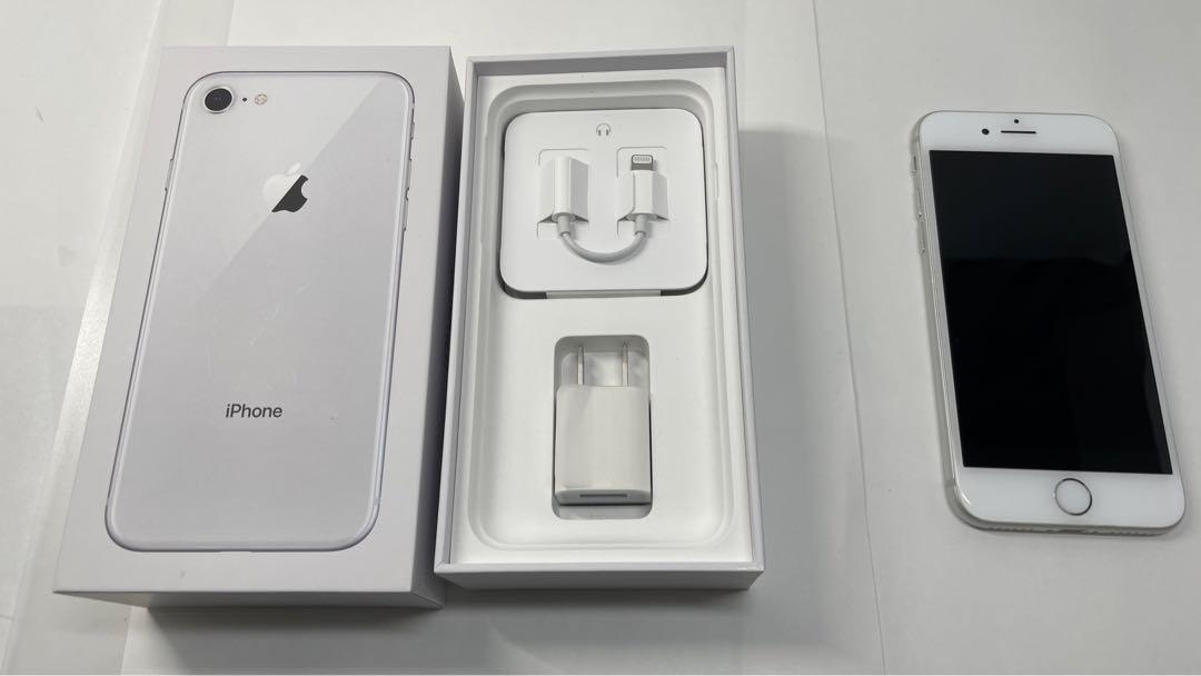 Apple iPhone 8 256g ホワイト　ジャンク品 Apple iPhone 8 Unlocked Various Colors 64GB 256GB Smartphone