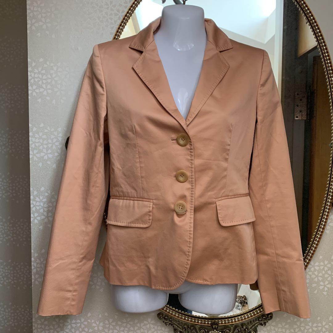 【タグ付き】 Ferragamo シルク100％　テーラードジャケット タグ付き】 Ferragamo シルク100％ テーラードジャケット