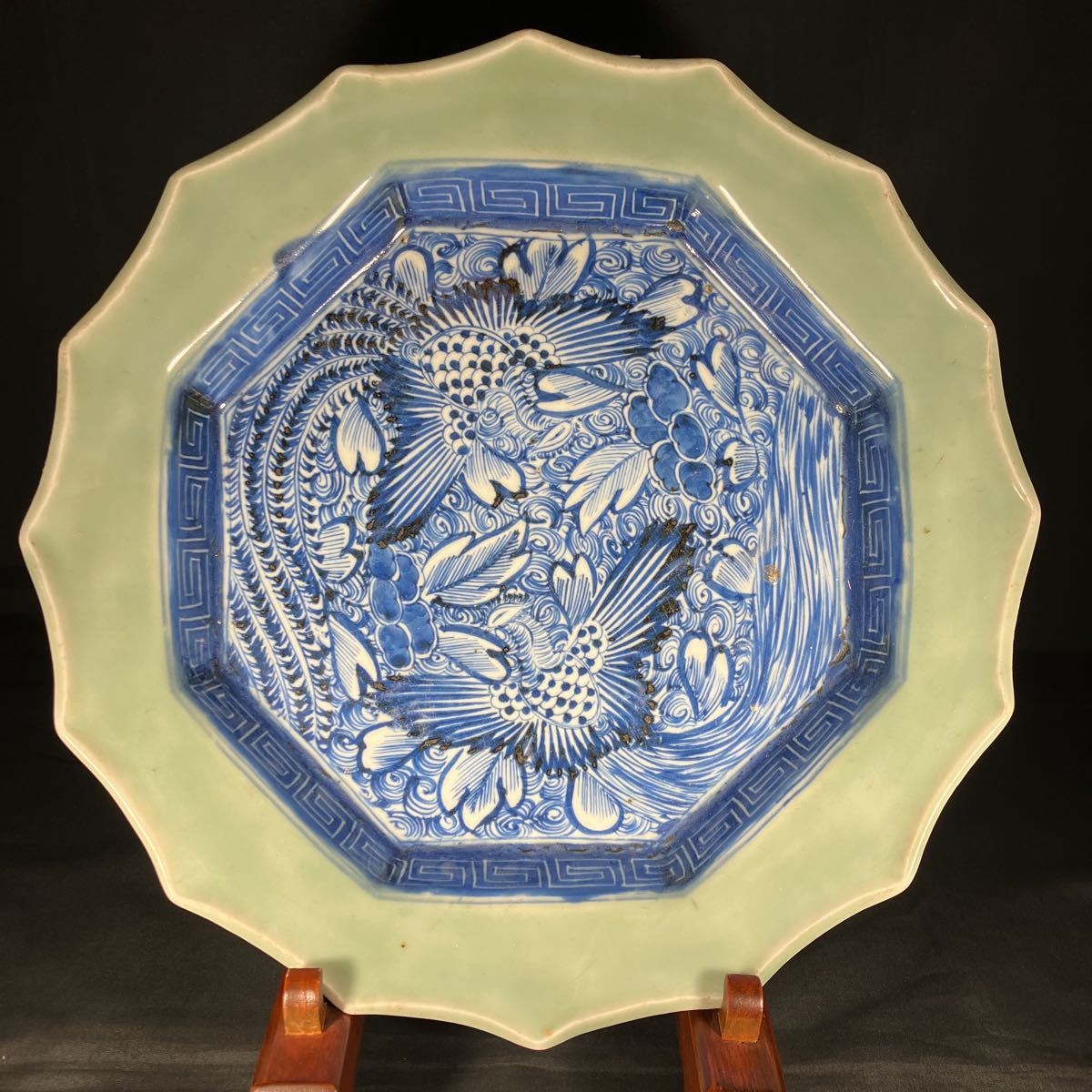 伊万里 青磁 染付 窓絵 花唐草 角皿 [B31461] 伊万里 青磁 染付 窓絵 花唐草 角皿 [B31461] 伊万里 青磁 染付 窓