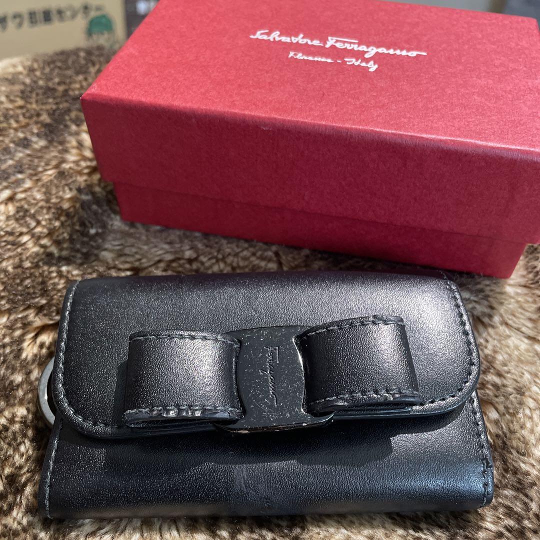 Salvatore Ferragamo 6連キーケース フェラガモ（サルヴァトーレ