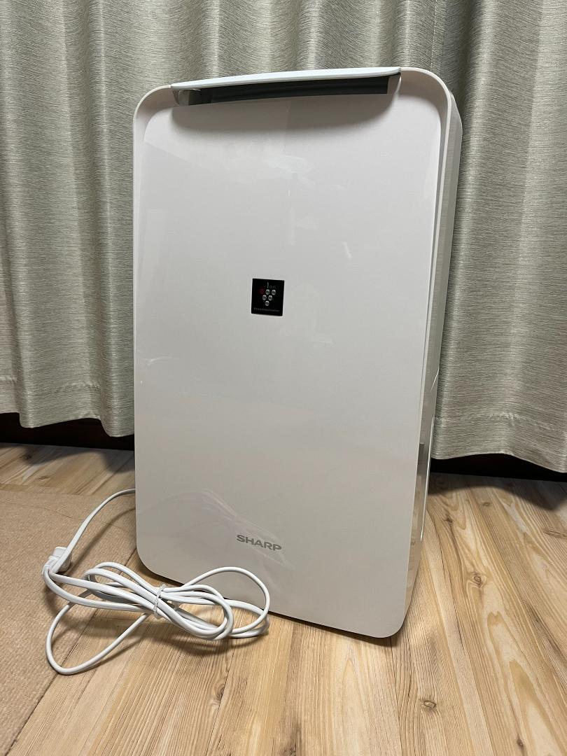 シャープ 衣類乾燥 除湿機 CV-P71-W（CV-P71-W 除湿器 衣類乾燥