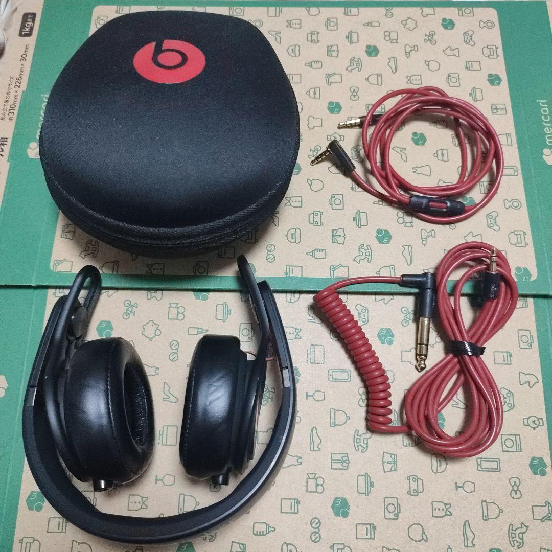 Beats mixr ヘッドフォン 黒 キャリングケース付き Beats mixr ヘッドフォン 黒 キャリングケース付き