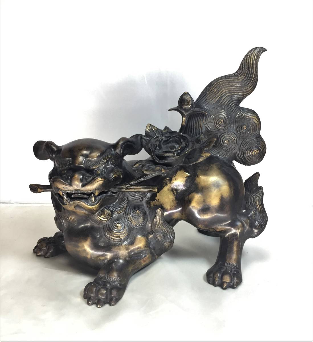 【希少品】照雲作 青銅製 獅子牡丹像 伝統工芸 アンティーク 金属工芸 希少品】照雲作 青銅製 獅子牡丹像 伝統工芸 アンティーク 金属
