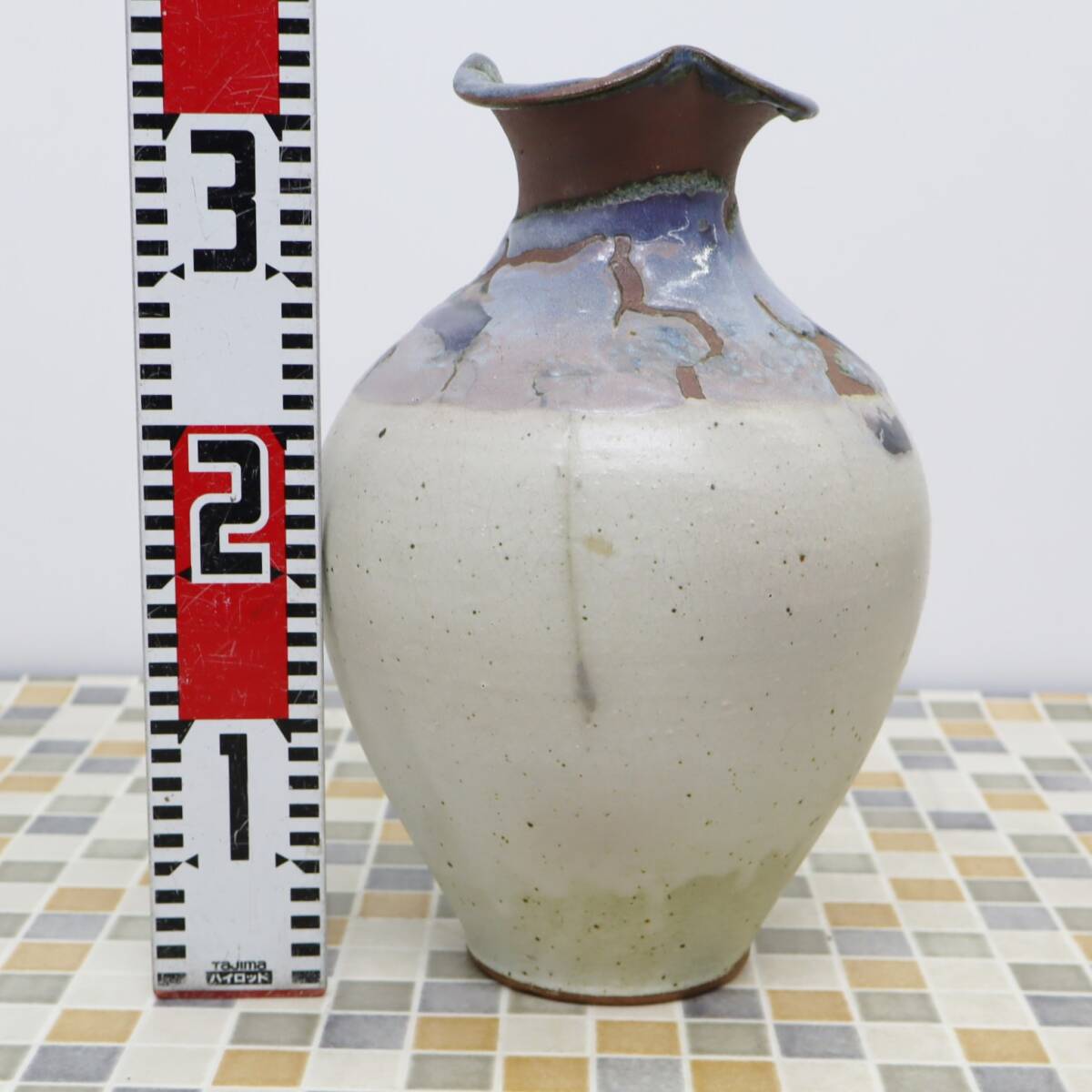 骨董品　象嵌の花瓶 2025-109．鋳銅花鳥図象嵌花瓶 - 高岡銅器展示館