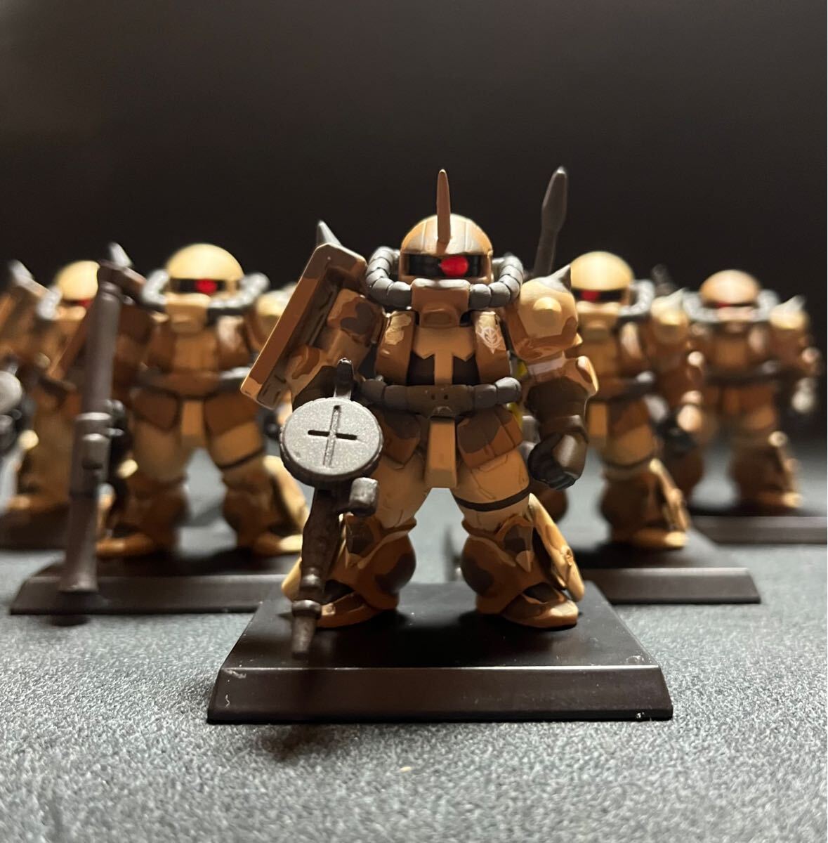 ガンダム」サザンクロス隊“5体のザク”を完全再現！ 新規作例が