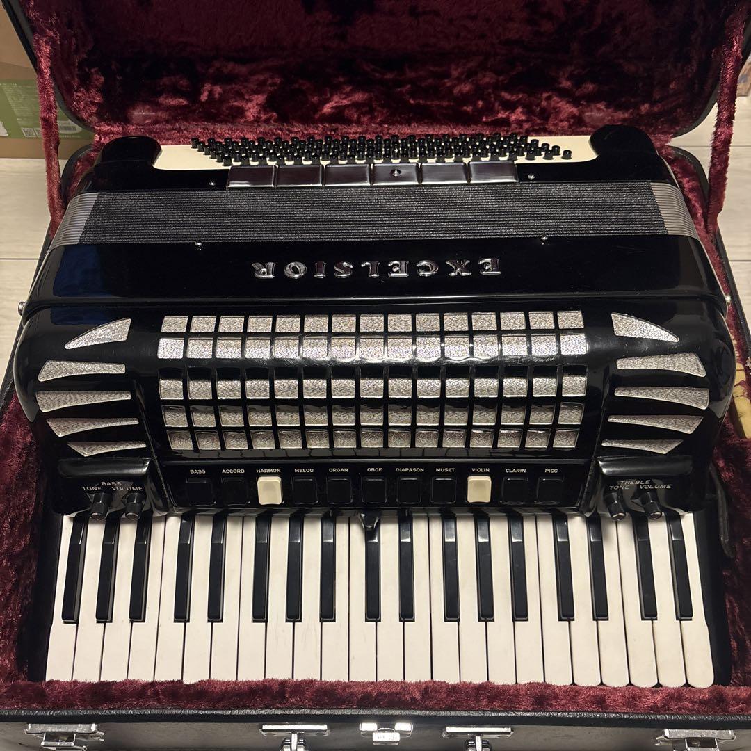 EXCELSIOR アコーディオン Mod 940 5839 - Excellent Black Excelsior Mod.940 Piano Accordion