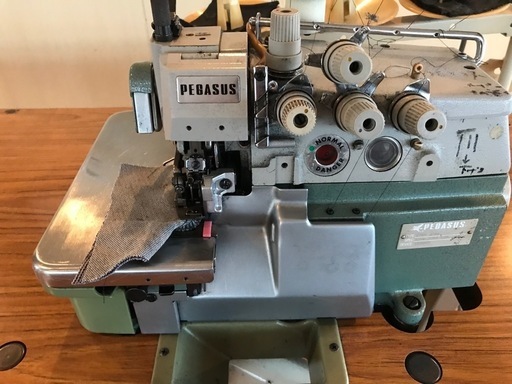 ペガサス三本針インターロックミシン （サンミシン工業