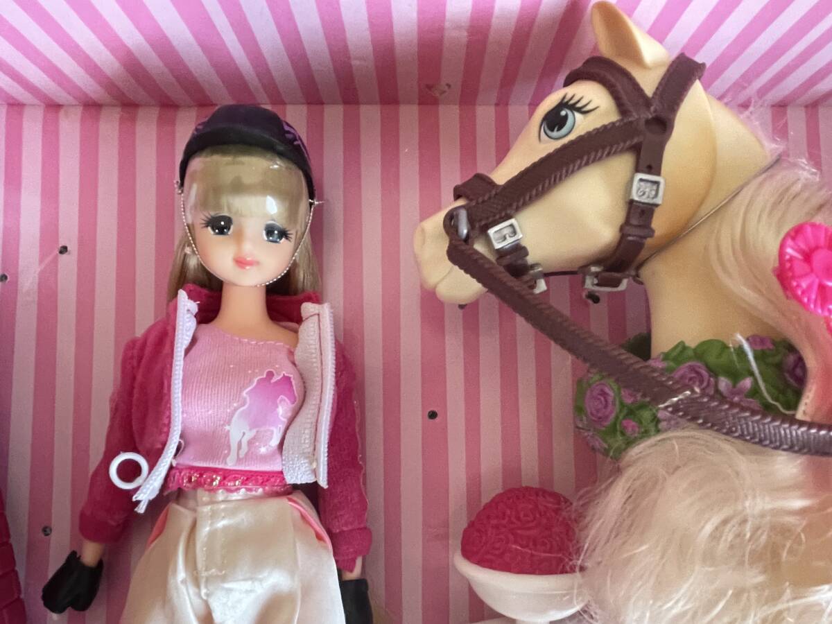 バービー　ジェニーちゃん 旧タカラ 初代ジェニーちゃん ぱっつん 人形 タカラバービー