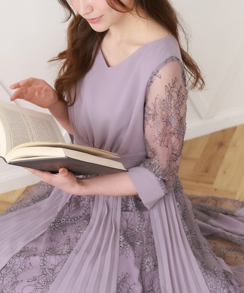 極美品❤️プリーツ×レース 7分袖結婚式ワンピースドレス 同窓会 二次会 Mサイズ niana ドレス プリーツ×レース 7分袖結婚式ワンピースドレス