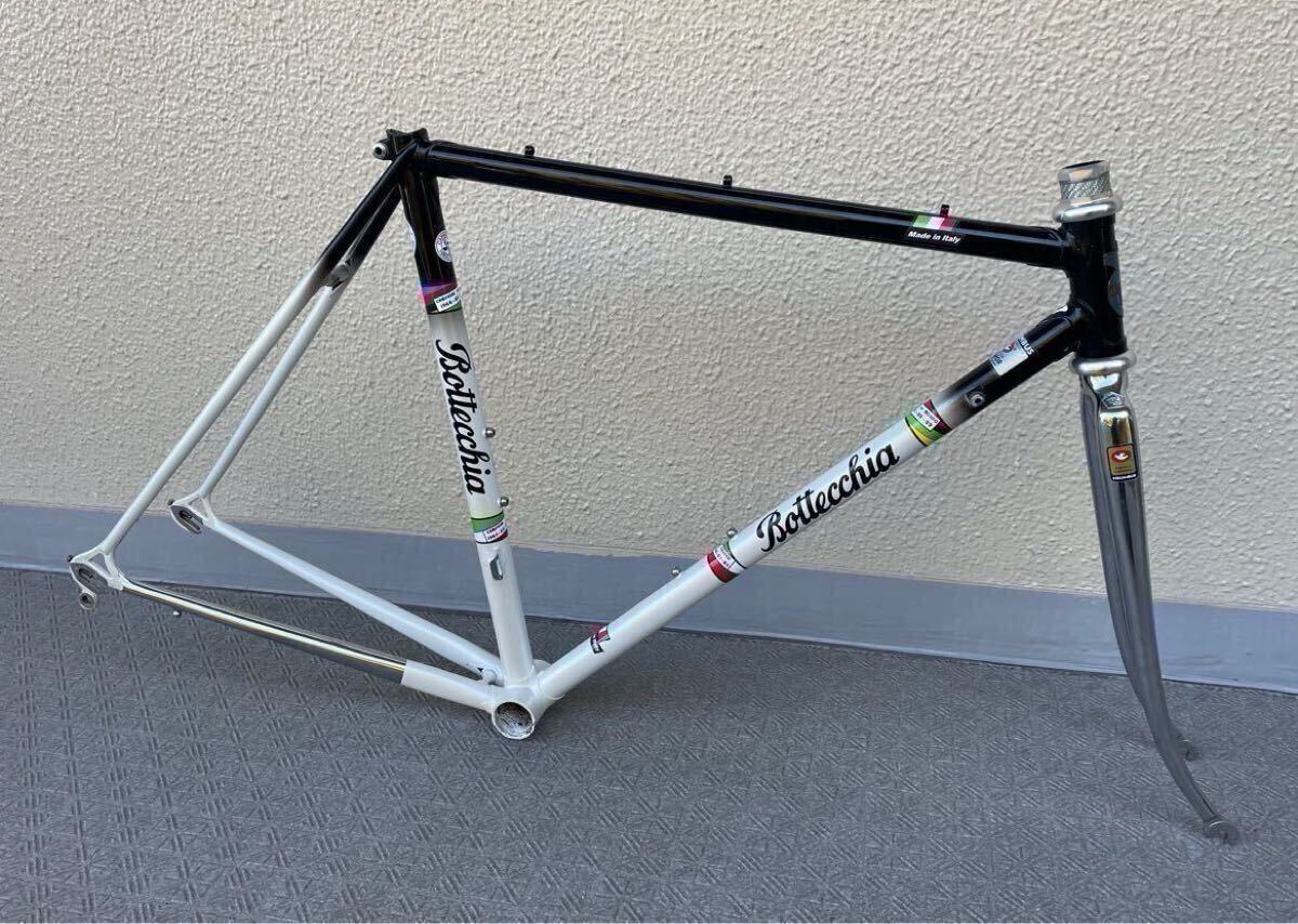 Bottecchia ボテッキア クロモリロードレーサーフレーム、Rossin ロッシン フロントフォーク 【再塗装品】 Bottecchia ボテッキア クロモリ ロードレーサーフレーム
