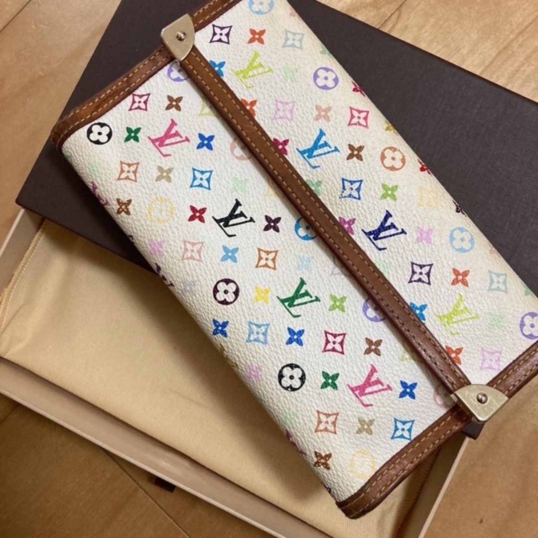 ルイヴィトン長財布 ルイヴィトン 長財布（ルイヴィトン⁄長財布⁄ジッピーウォレット